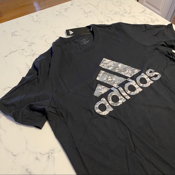 Adidas Men's Graphic T-Shirt Tee - Black - Picture 2 of 8